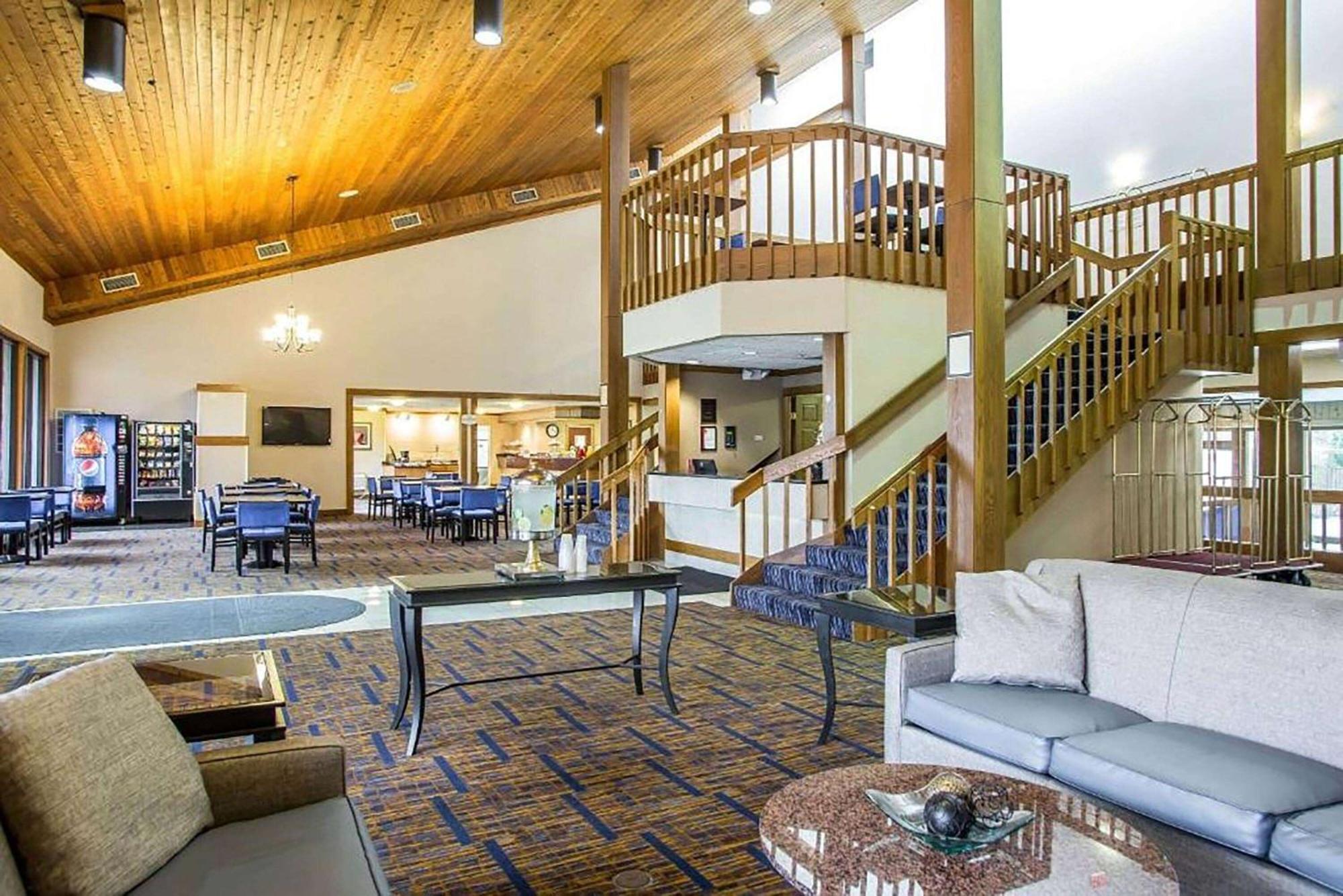 Clarion Inn Merrillville Exteriör bild